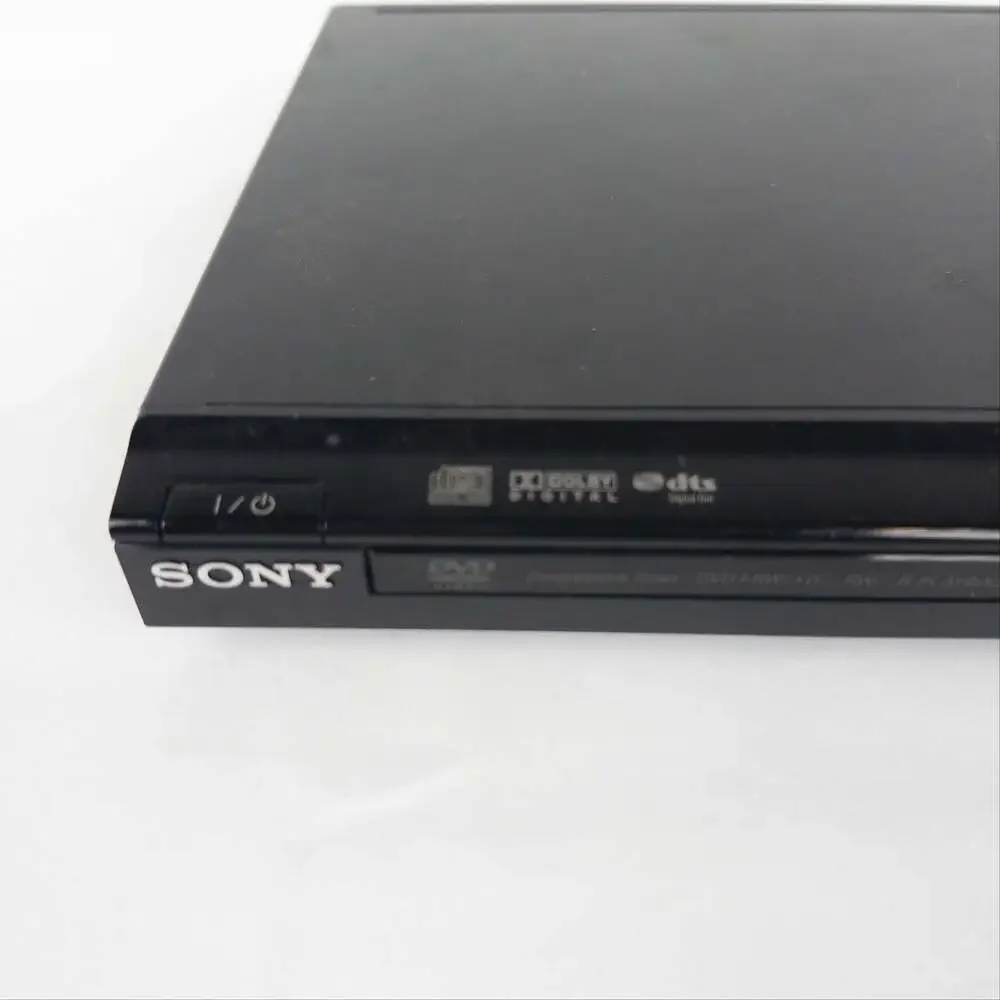 Sony DVP-SR200P CD/DVD Player with Progressive Scan